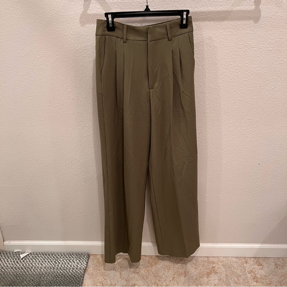STEVE MADDEN Pleated Front Trousers